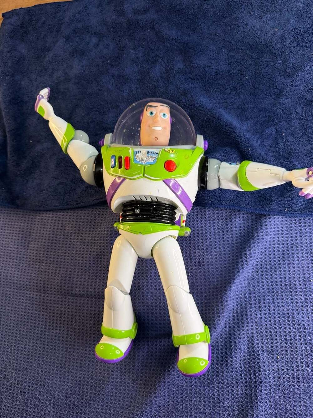 Disney Pixar Toy Story Talking Buzz Lightyear 12" Action Figure - Picture 15 of 16